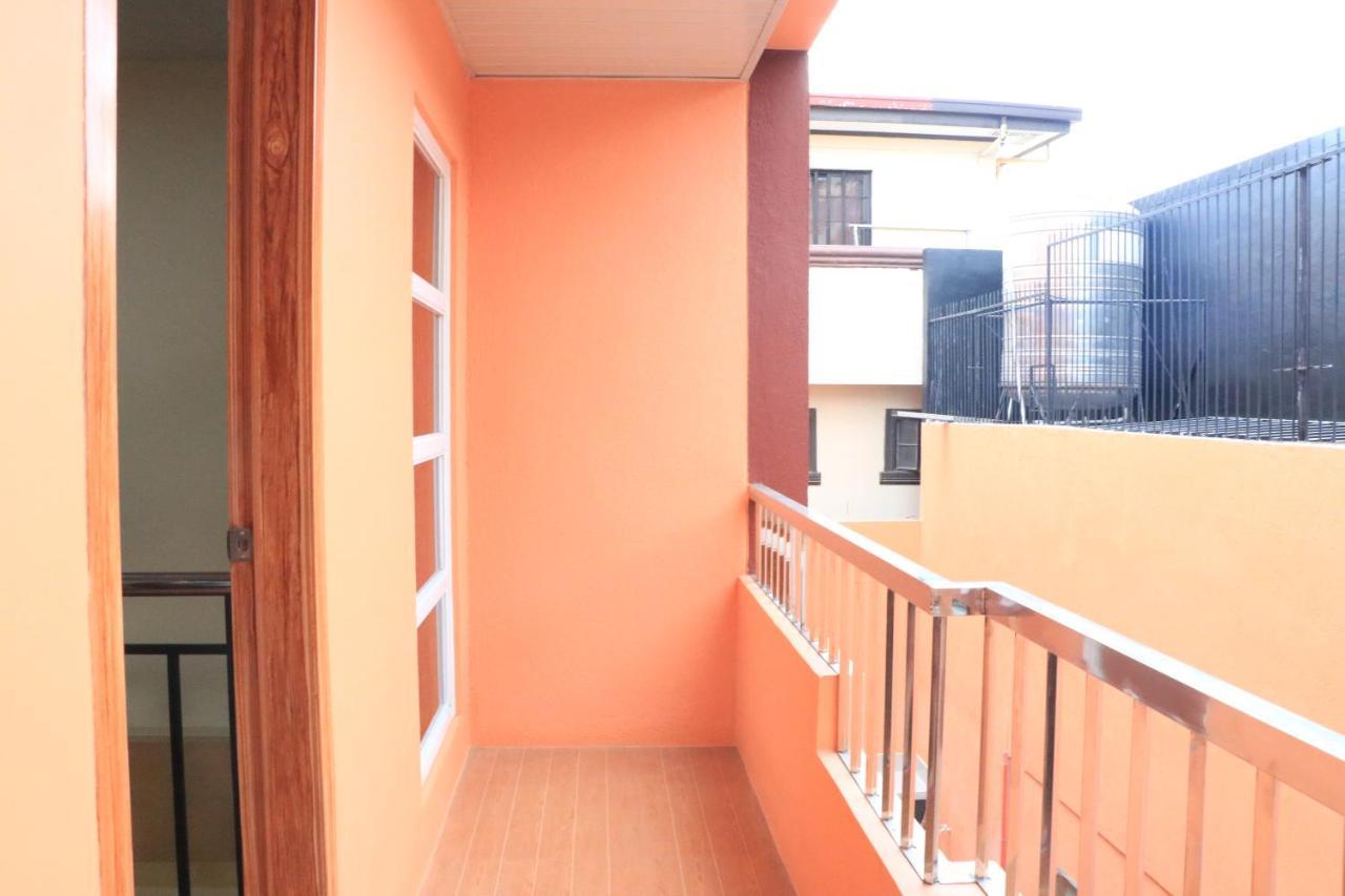 Anicia Guesthouse Rooms Paranaque City Εξωτερικό φωτογραφία